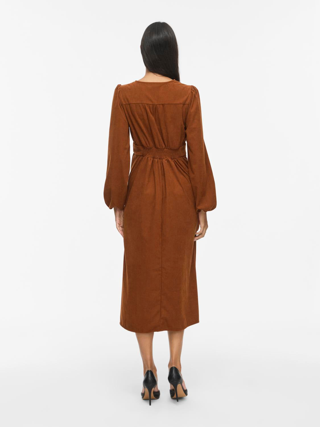 model_shot-back